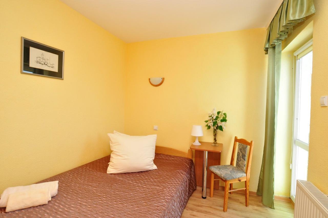 Blekit Appartement Darlowko Buitenkant foto