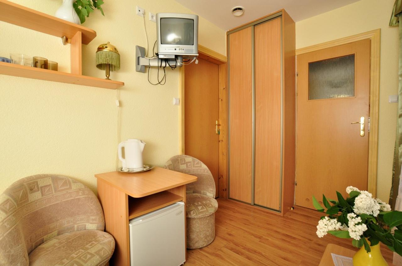 Blekit Appartement Darlowko Buitenkant foto