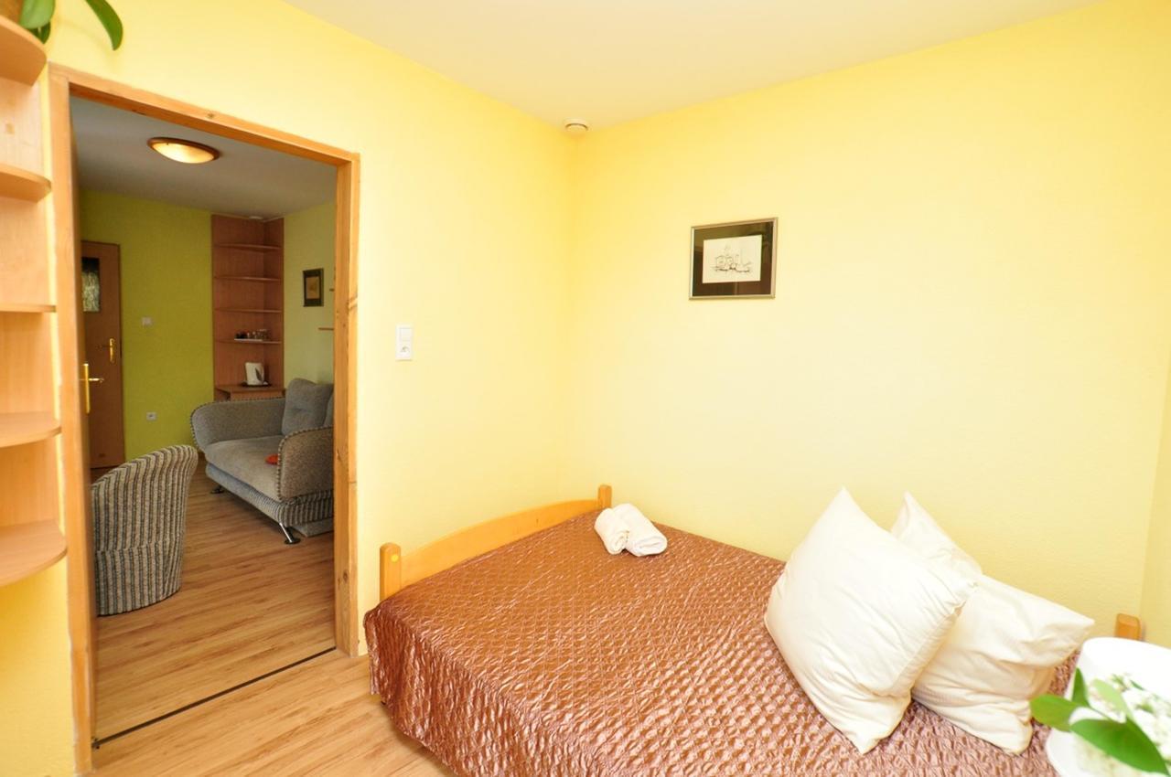 Blekit Appartement Darlowko Buitenkant foto