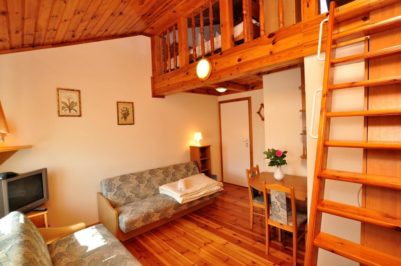 Blekit Appartement Darlowko Buitenkant foto